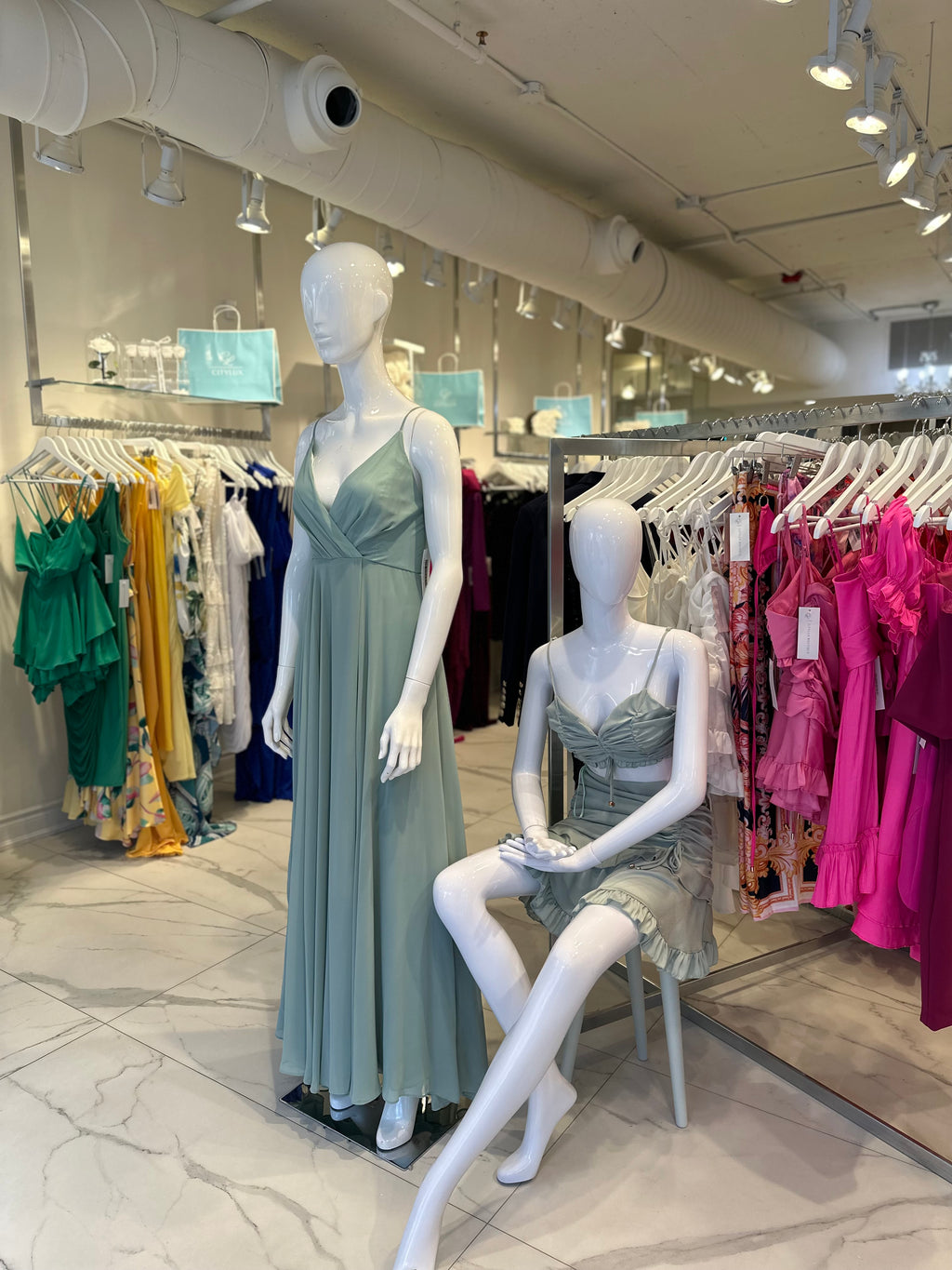 ladies dresses toronto Toronto, weve arrived! Get ready to shop the latest trends because Suzy Shier & Le Chteau are officially OPEN at Dufferin Mall! From chic workwear to stunning dresses, your wardrobe just found its